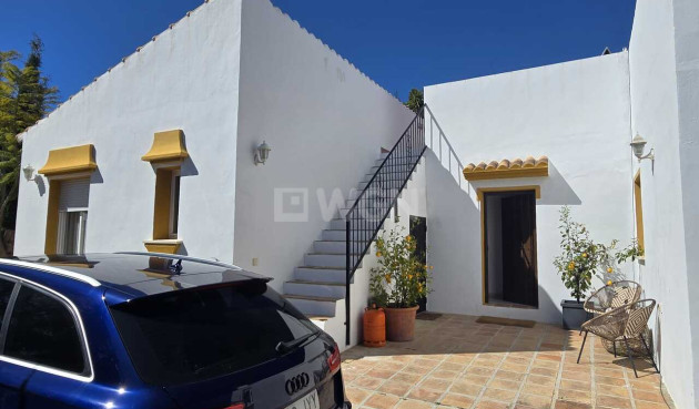 Resale - Villa - Vinuela - Inland