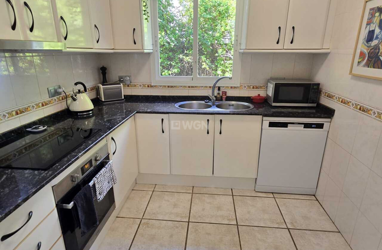 Resale - Villa - Vinuela - Inland