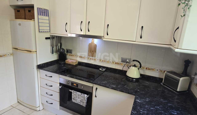 Resale - Villa - Vinuela - Inland