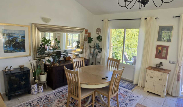 Resale - Villa - Vinuela - Inland