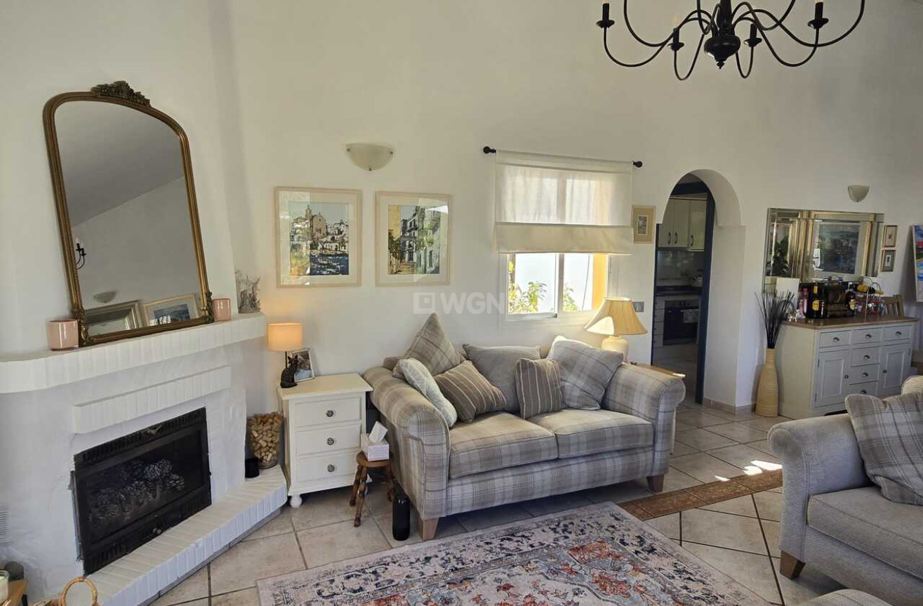 Resale - Villa - Vinuela - Inland