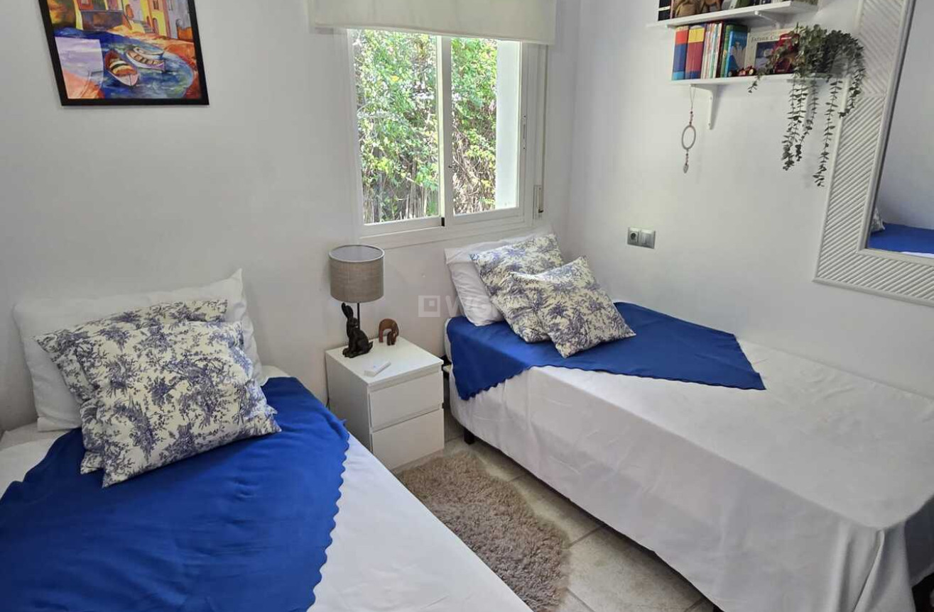 Resale - Villa - Vinuela - Inland