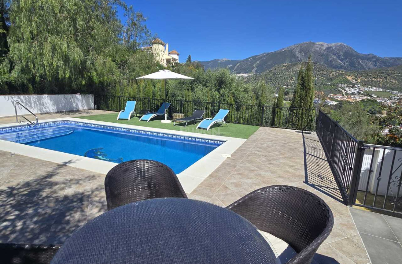 Resale - Villa - Vinuela - Inland