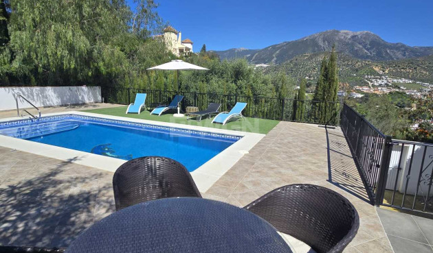 Resale - Villa - Vinuela - Inland