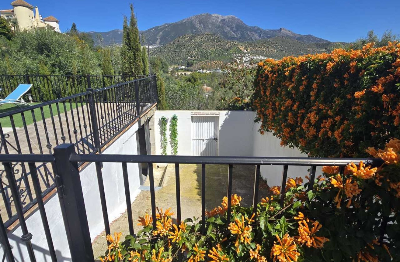 Resale - Villa - Vinuela - Inland