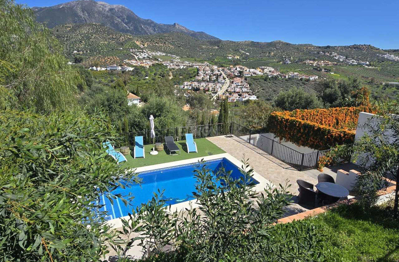 Resale - Villa - Vinuela - Inland