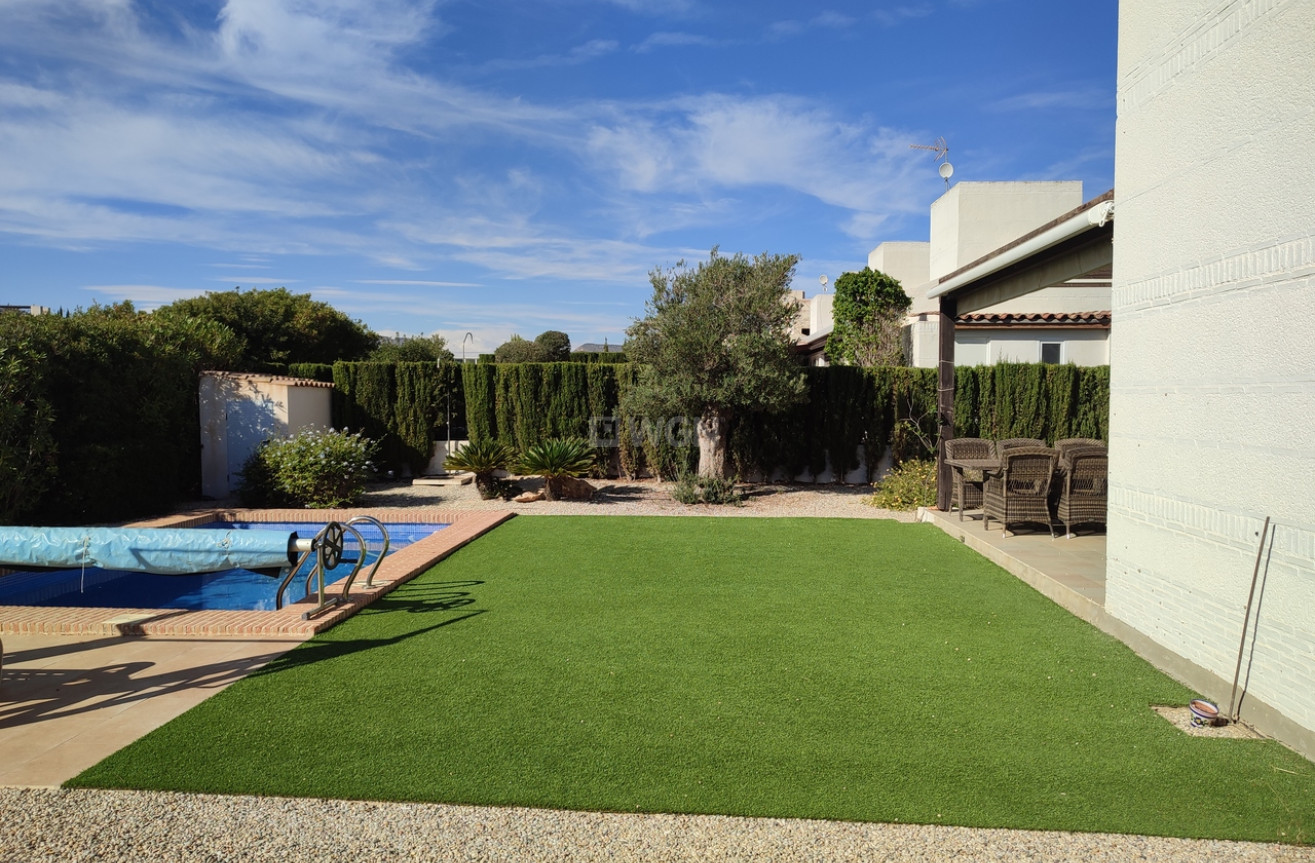 Resale - Villa - Peraleja Golf - Inland