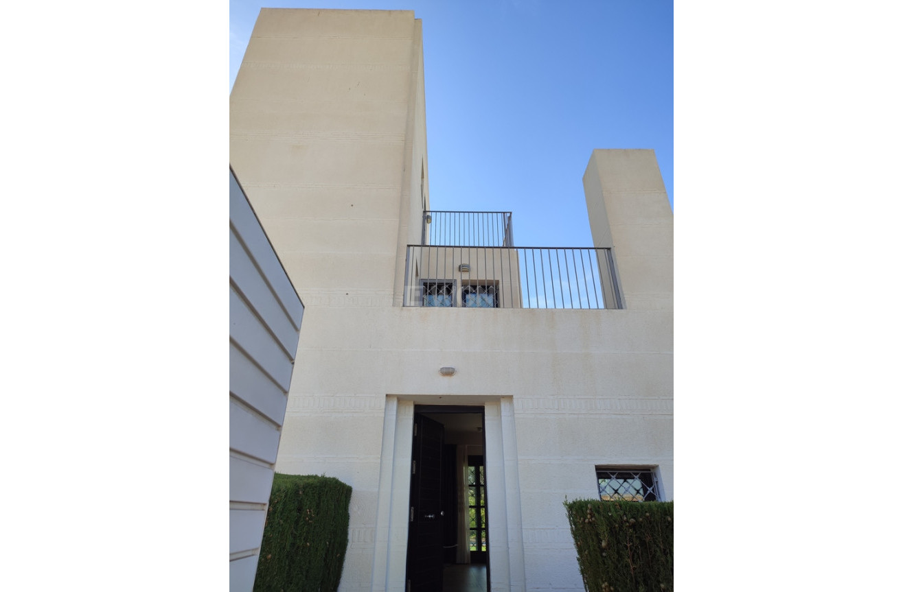 Resale - Villa - Peraleja Golf - Inland