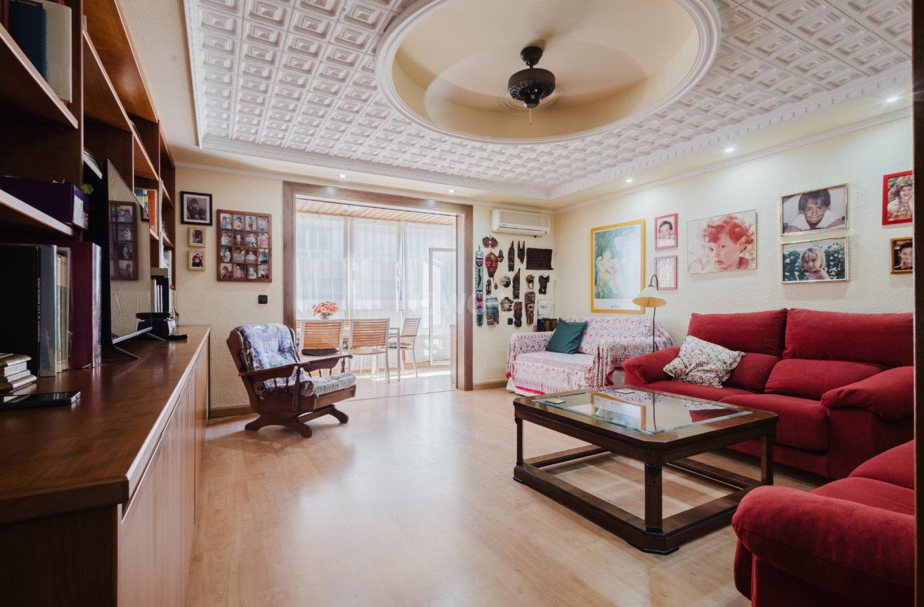 Resale - Apartment / flat - Torrevieja - Costa Blanca