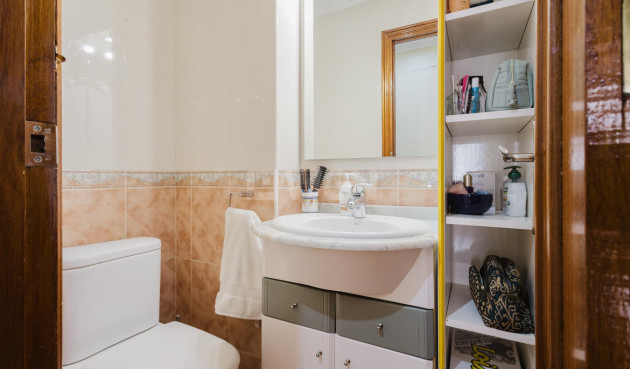 Resale - Apartment / flat - Torrevieja - Costa Blanca