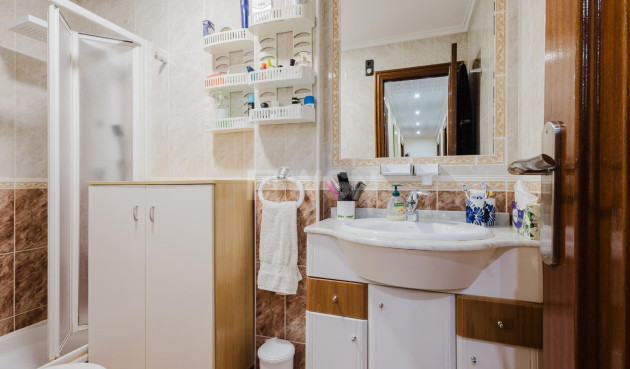 Resale - Apartment / flat - Torrevieja - Costa Blanca