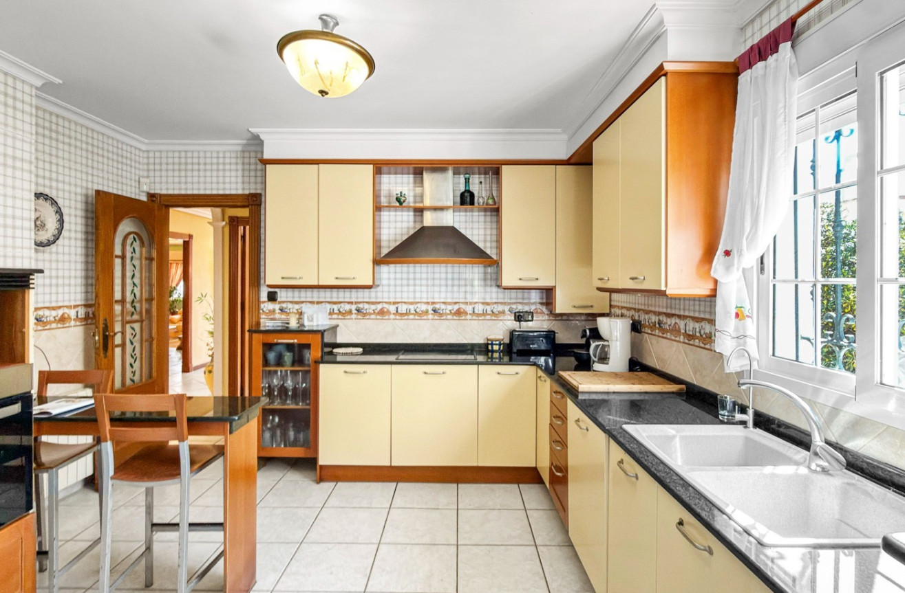 Resale - Villa - Torrevieja - Costa Blanca