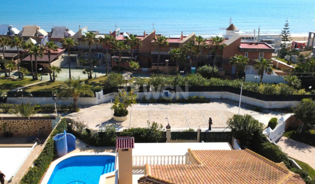 Resale - Villa - Torrevieja - Costa Blanca