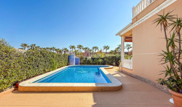 Resale - Villa - Torrevieja - Costa Blanca