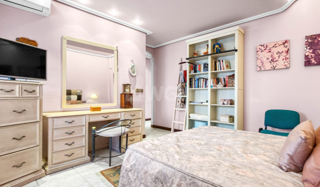 Resale - Villa - Torrevieja - Costa Blanca