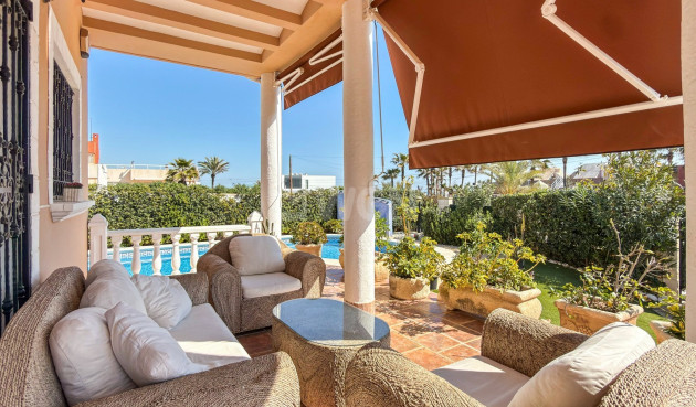 Resale - Villa - Torrevieja - Costa Blanca