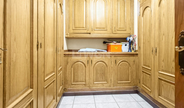 Resale - Villa - Torrevieja - Costa Blanca