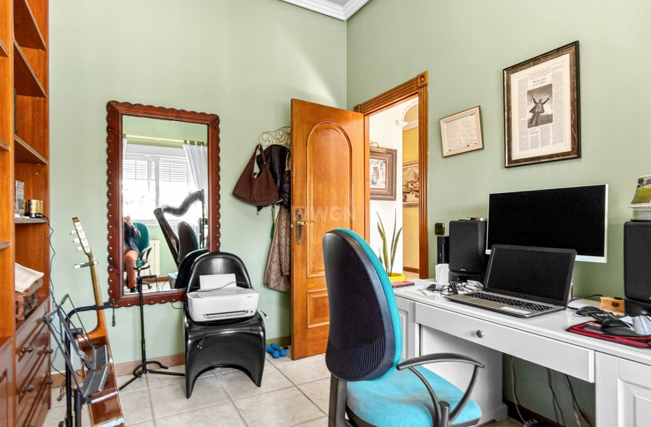 Resale - Villa - Torrevieja - Costa Blanca