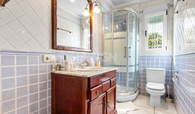 Resale - Villa - Torrevieja - Costa Blanca