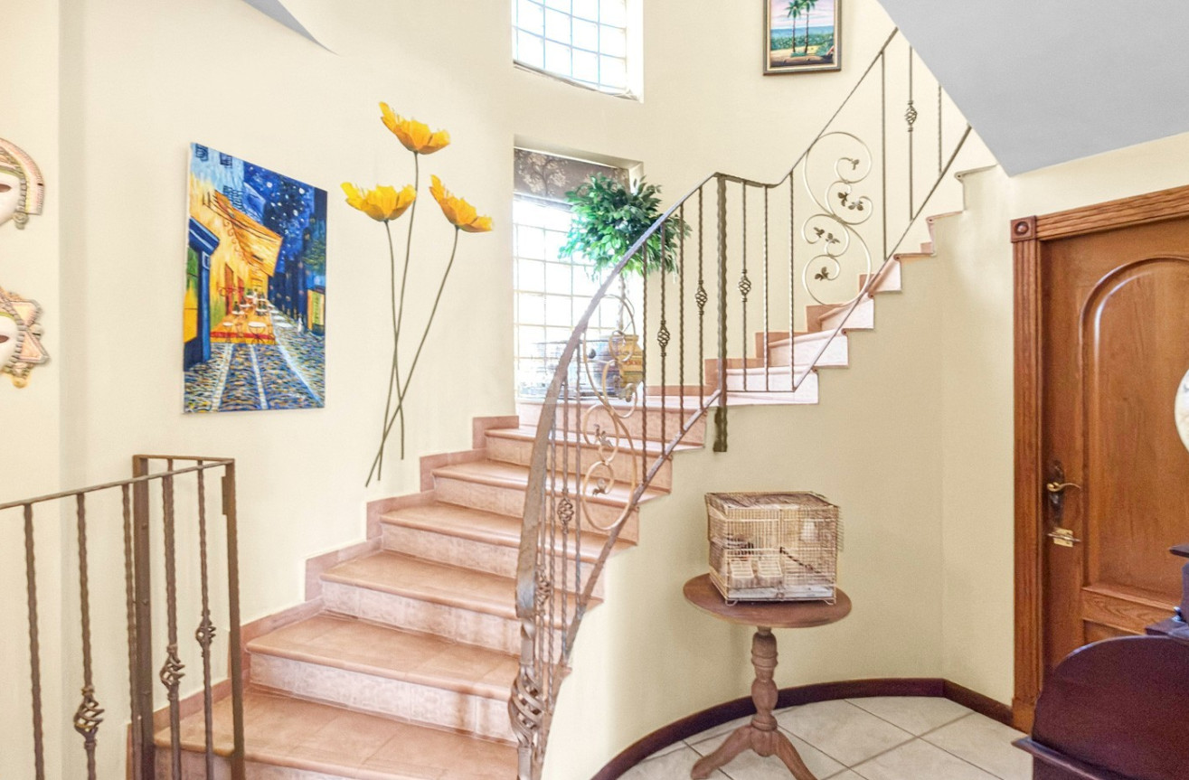 Resale - Villa - Torrevieja - Costa Blanca