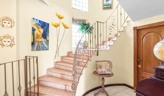 Resale - Villa - Torrevieja - Costa Blanca