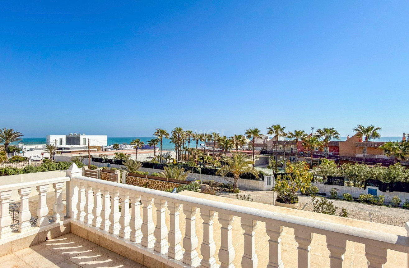 Resale - Villa - Torrevieja - Costa Blanca
