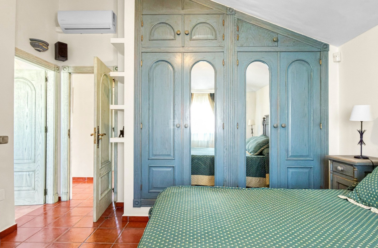 Resale - Villa - Torrevieja - Costa Blanca