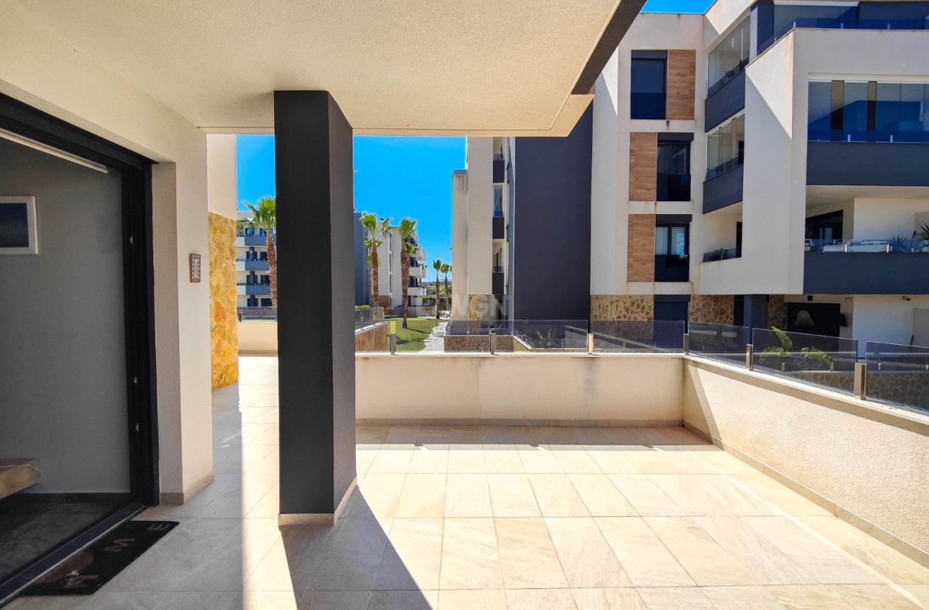 Odsprzedaż - Mieszkanie w bloku - Orihuela Costa - Costa Blanca