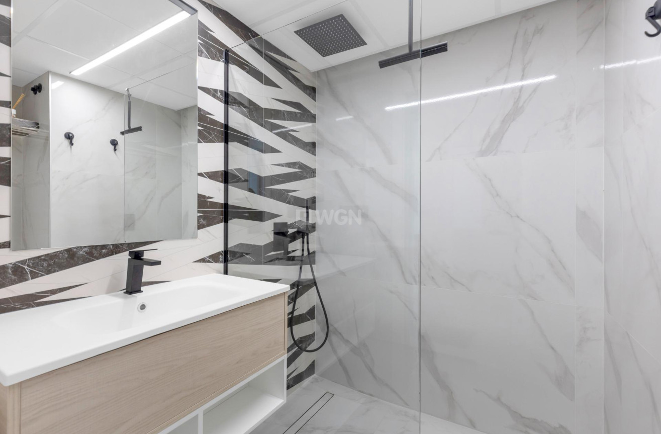 Resale - Apartment / flat - Guardamar del Segura - El Raso