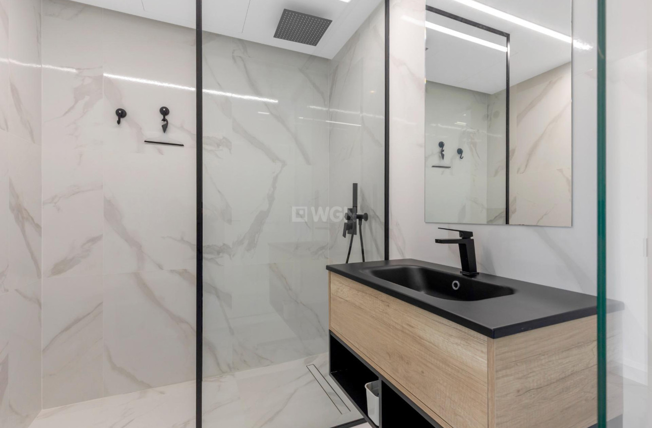 Resale - Apartment / flat - Guardamar del Segura - El Raso