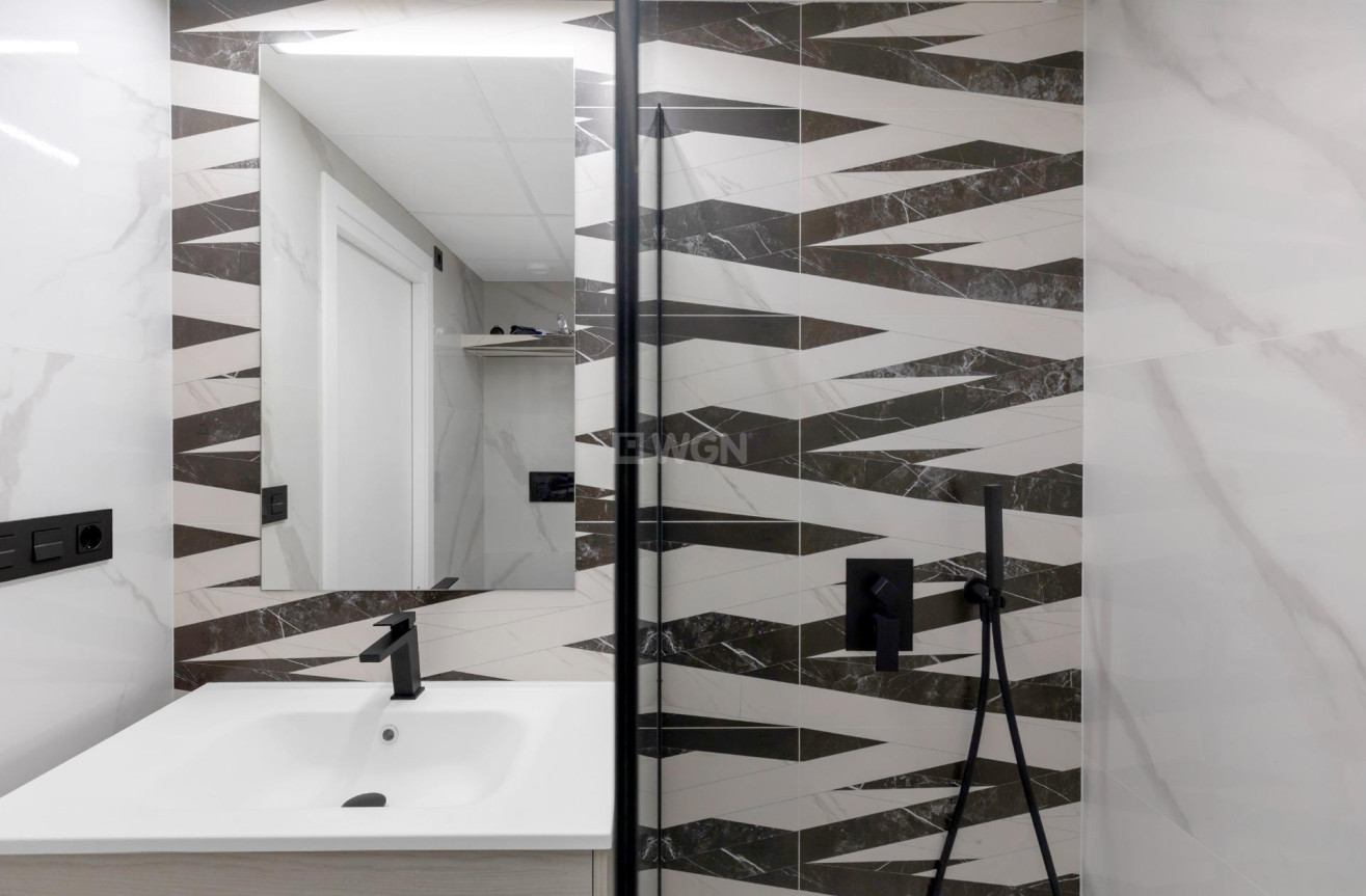 Resale - Apartment / flat - Guardamar del Segura - El Raso