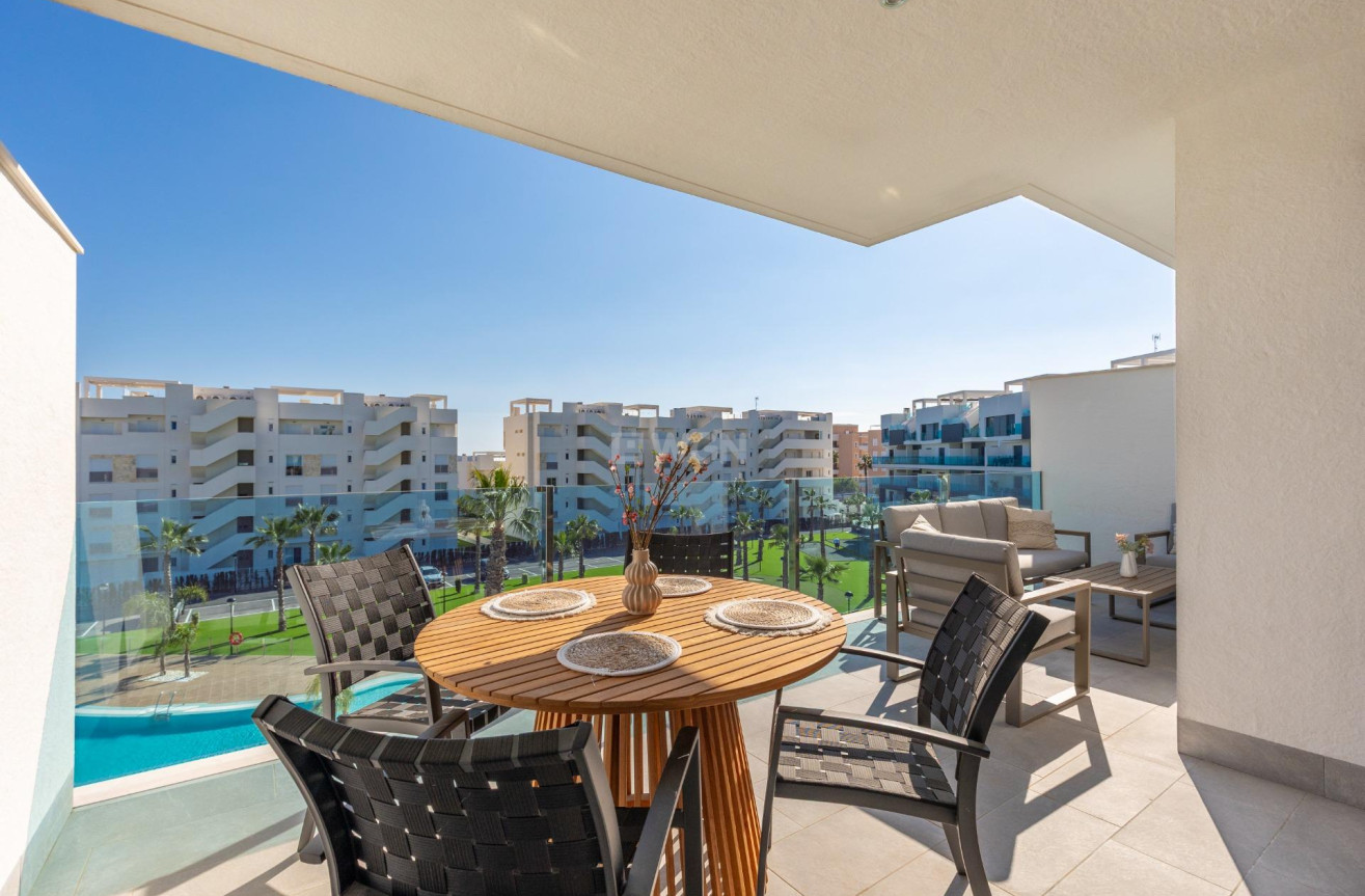 Resale - Apartment / flat - Guardamar del Segura - El Raso
