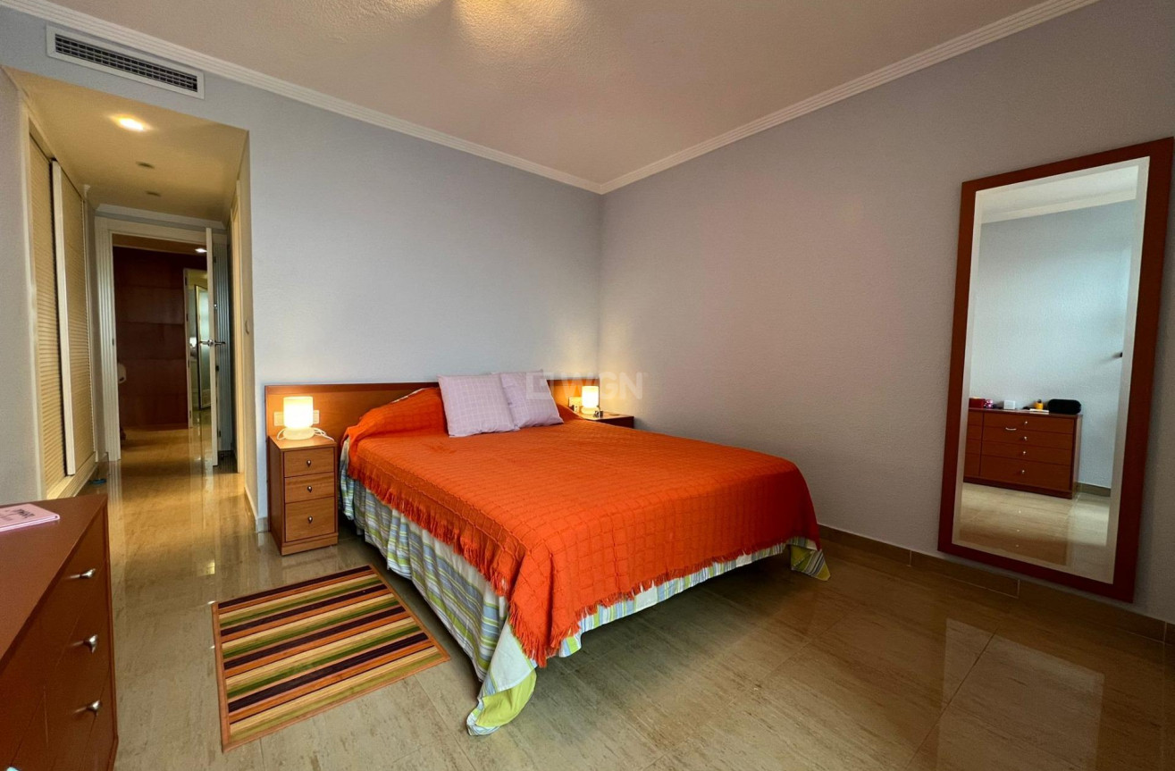 Resale - Apartment / flat - Benidorm - Rincon De Loix Cruz