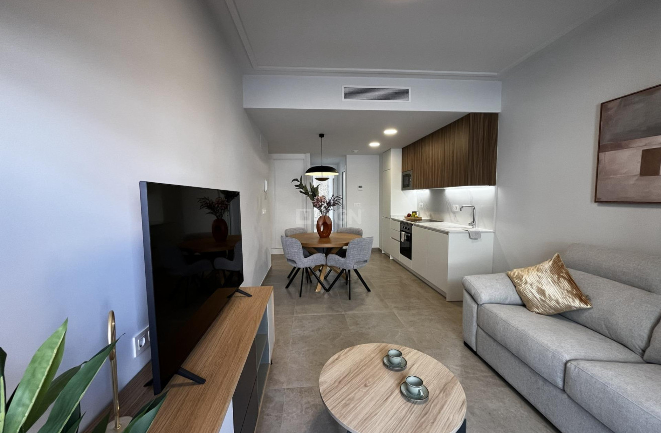 Odsprzedaż - Mieszkanie w bloku - Torrevieja - Playa del Cura