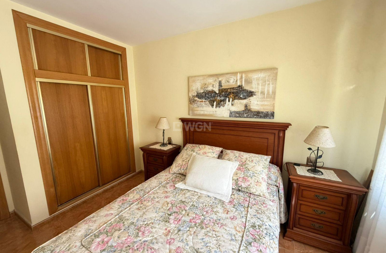 Resale - Apartment / flat - Torrevieja - Playa del Cura