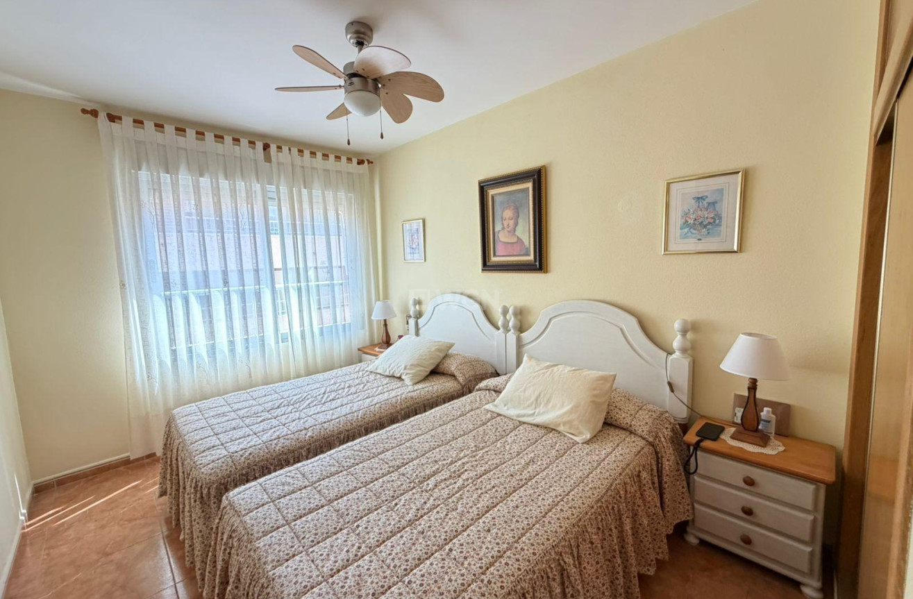 Resale - Apartment / flat - Torrevieja - Playa del Cura