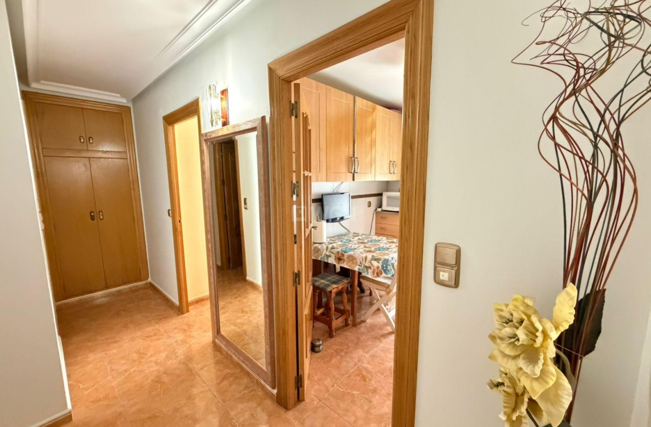 Resale - Apartment / flat - Torrevieja - Playa del Cura