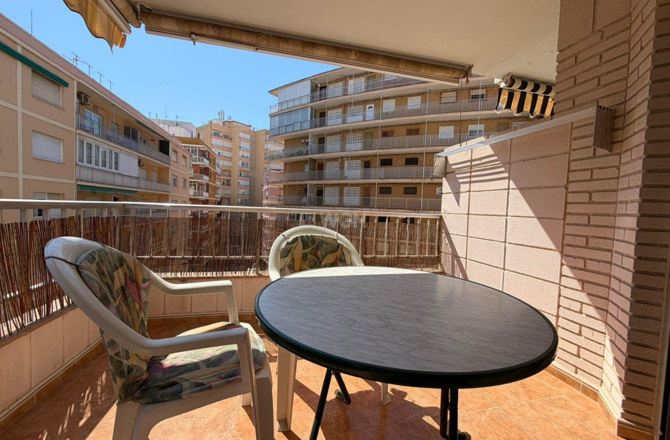 Resale - Apartment / flat - Torrevieja - Playa del Cura