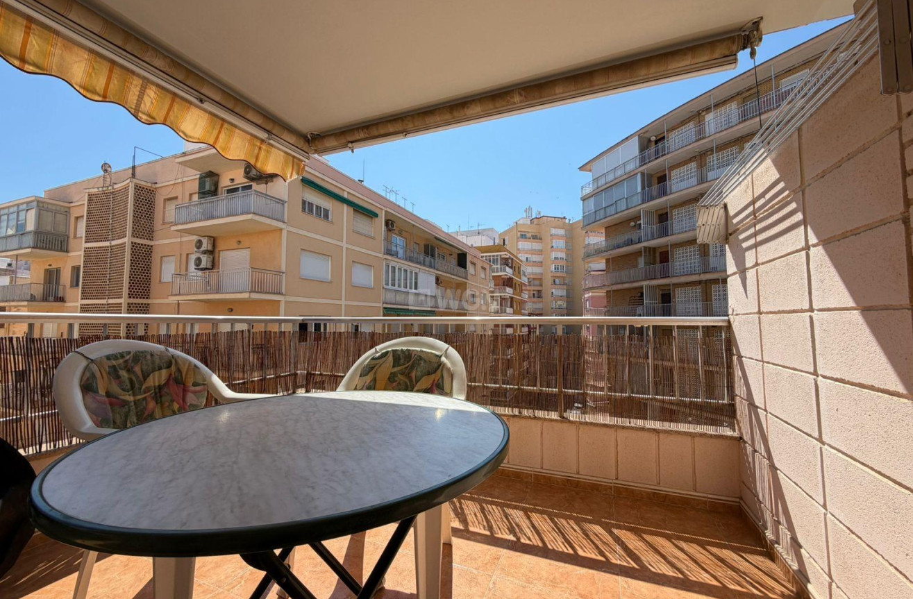 Resale - Apartment / flat - Torrevieja - Playa del Cura
