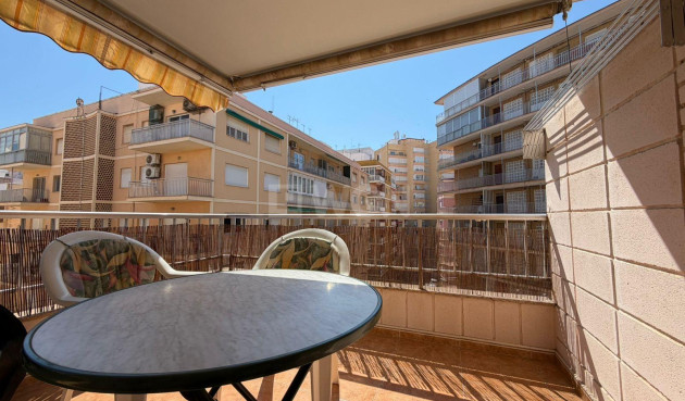 Resale - Apartment / flat - Torrevieja - Playa del Cura