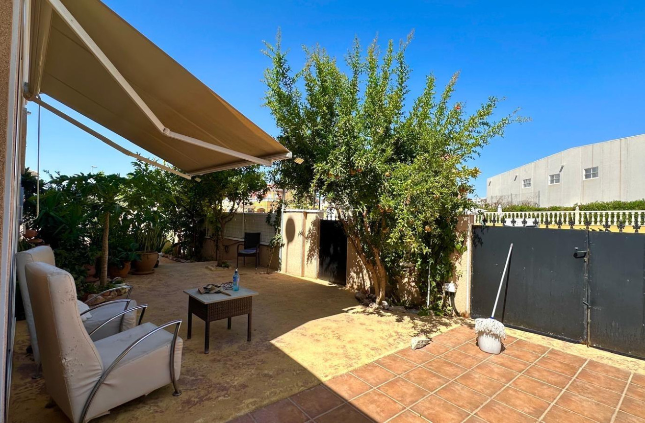 Resale - Villa - Orihuela Costa - La Regia