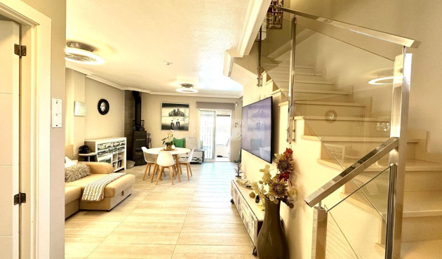 Resale - Villa - Orihuela Costa - La Regia