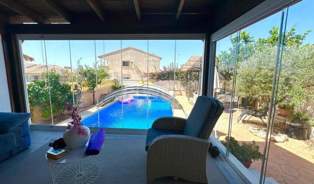 Resale - Villa - Orihuela Costa - La Regia