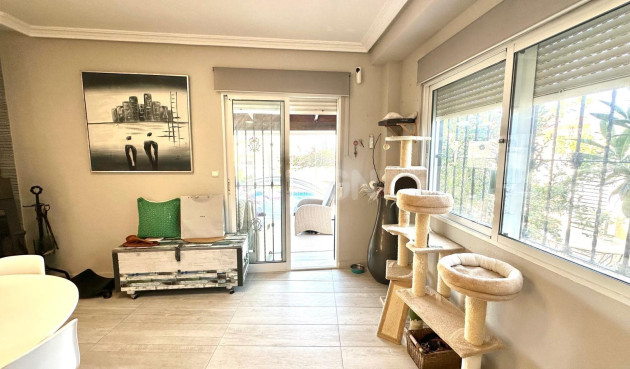 Resale - Villa - Orihuela Costa - La Regia