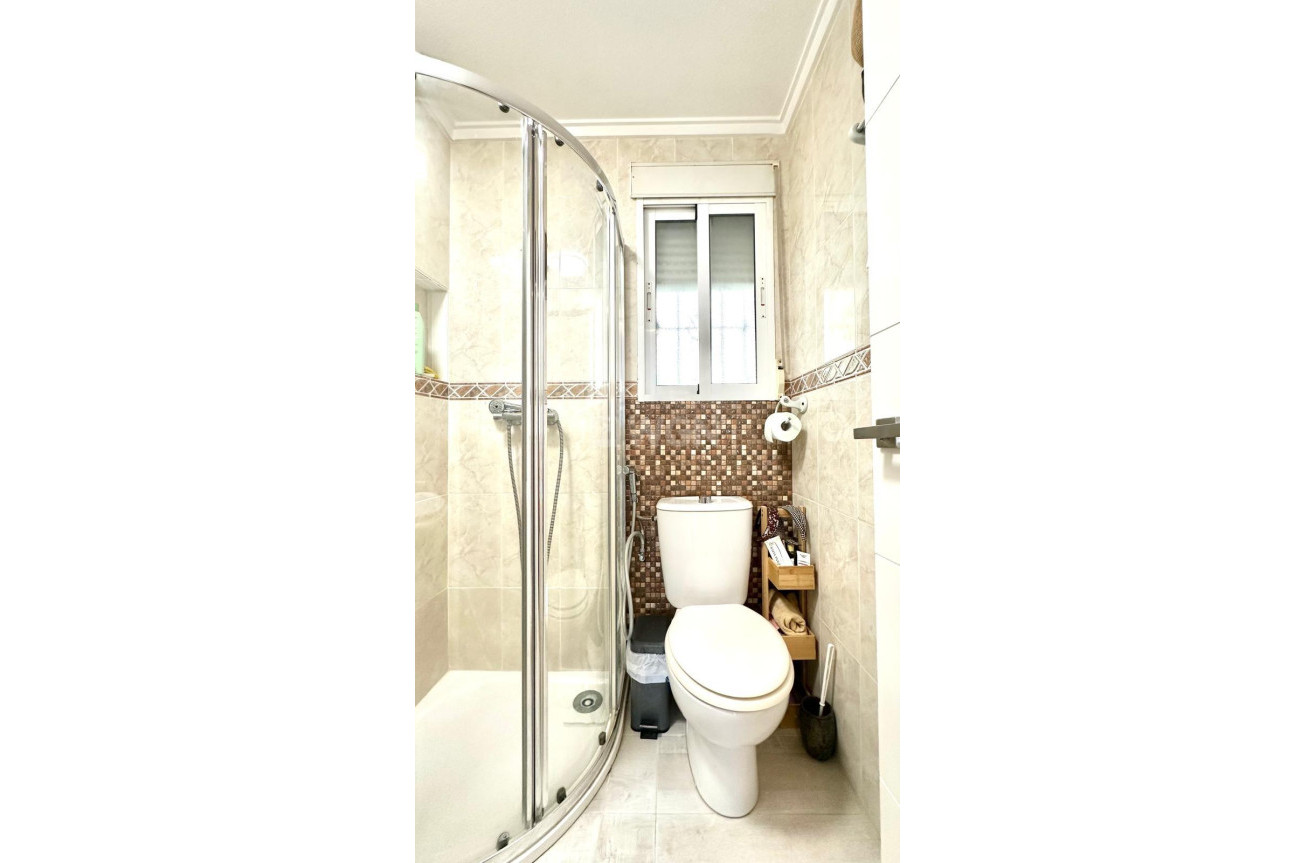 Resale - Villa - Orihuela Costa - La Regia