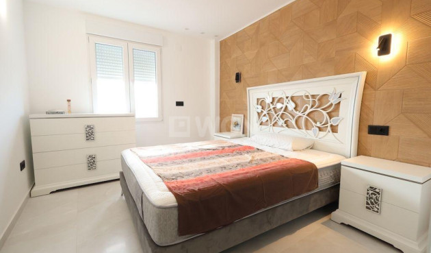 Odsprzedaż - Mieszkanie w bloku - Pilar de la Horadada - Costa Blanca