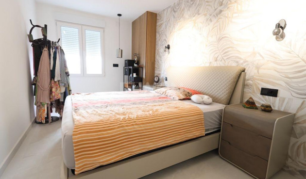 Odsprzedaż - Mieszkanie w bloku - Pilar de la Horadada - Costa Blanca