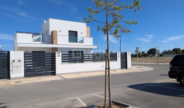 Resale - Villa - Roldan - Inland