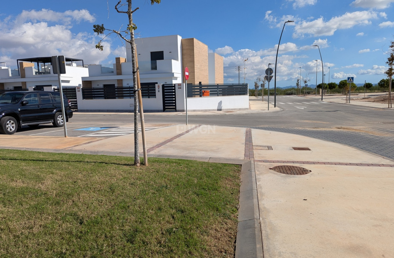 Resale - Villa - Roldan - Inland