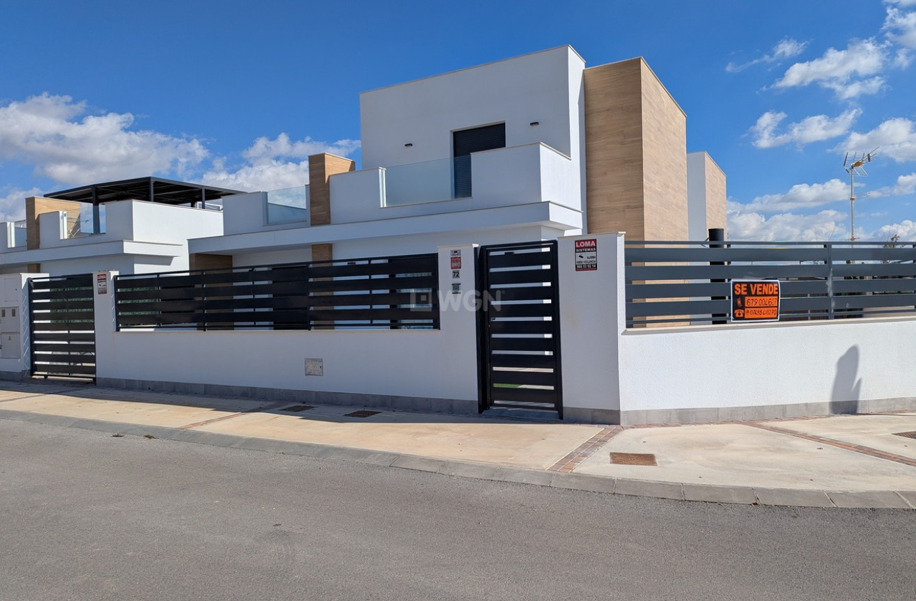 Resale - Villa - Roldan - Inland